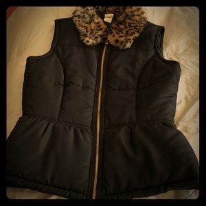 Girl’s faux fur vest